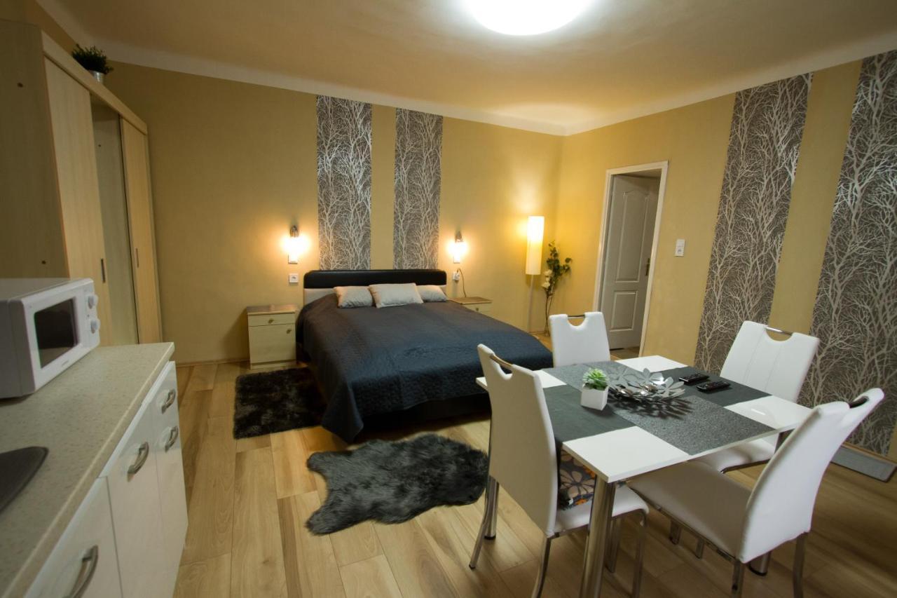 Apartament Angyal *